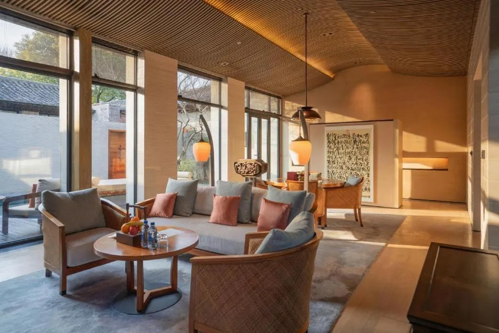 AHN LUH Zhu Jia Jiao