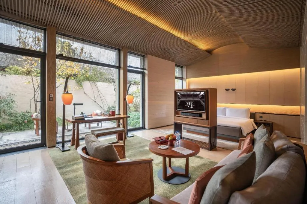 AHN LUH Zhu Jia Jiao