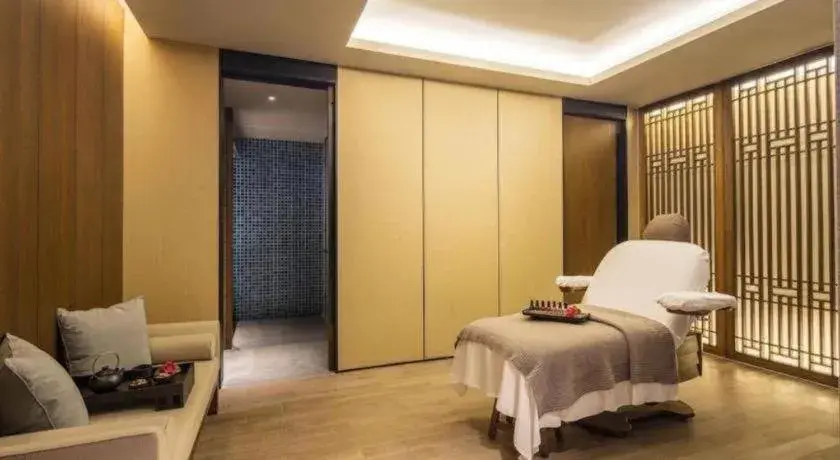 Bed in AHN LUH Zhu Jia Jiao Bed in AHN LUH Zhu Jia Jiao