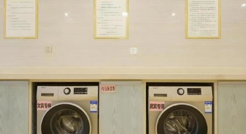 Vienna Hotel Guangxi Liuzhou Xijiang Vientiane City