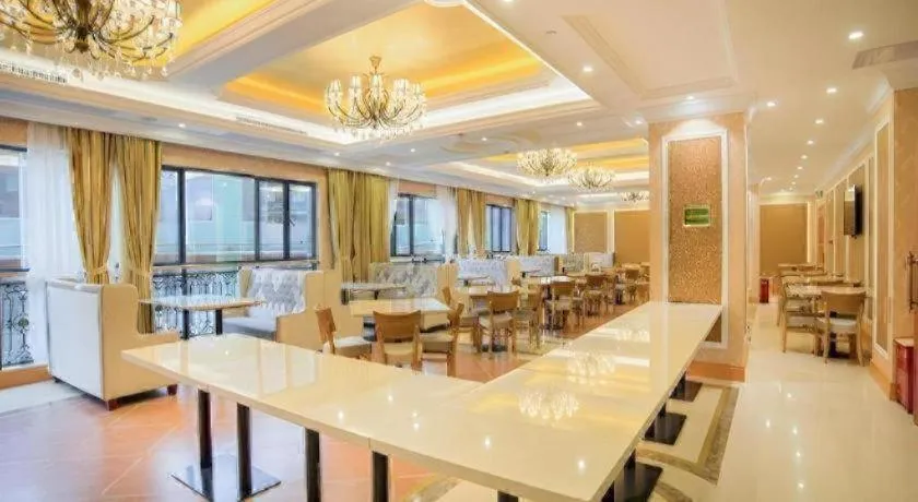Vienna Hotel Guangxi Liuzhou Xijiang Vientiane City