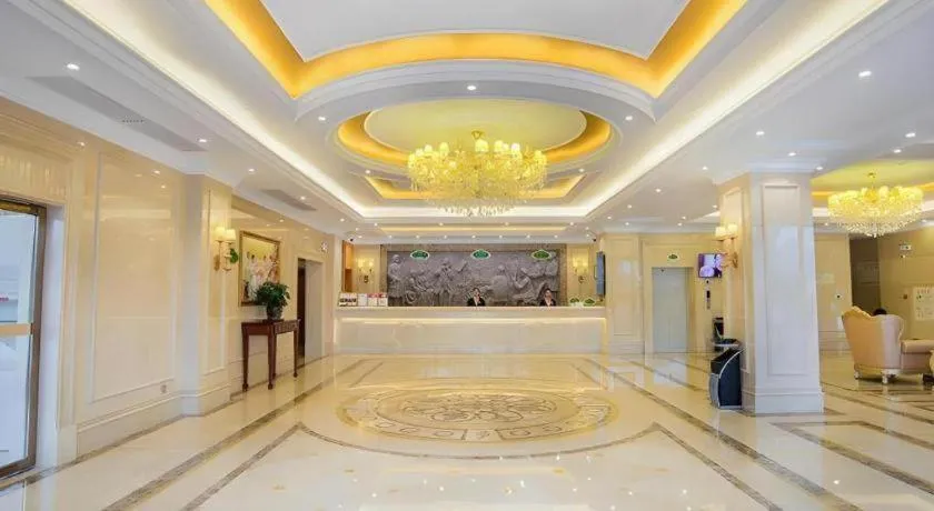 Vienna Hotel Guangxi Liuzhou Xijiang Vientiane City