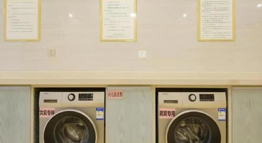 Vienna Hotel Guangxi Liuzhou Xijiang Vientiane City