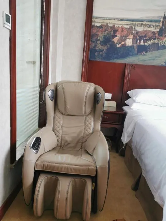 Bed in Vienna Hotel Guiyang Jiaxiulou Jichang Road