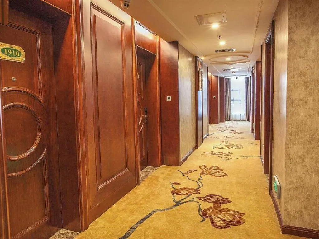 Vienna Hotel Guiyang Jiaxiulou Jichang Road