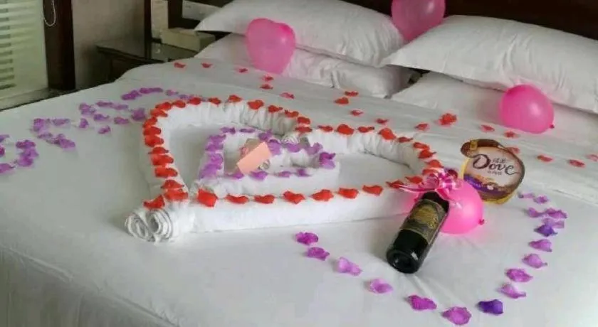 Bed in Vienna Hotel Guiyang Jiaxiulou Jichang Road