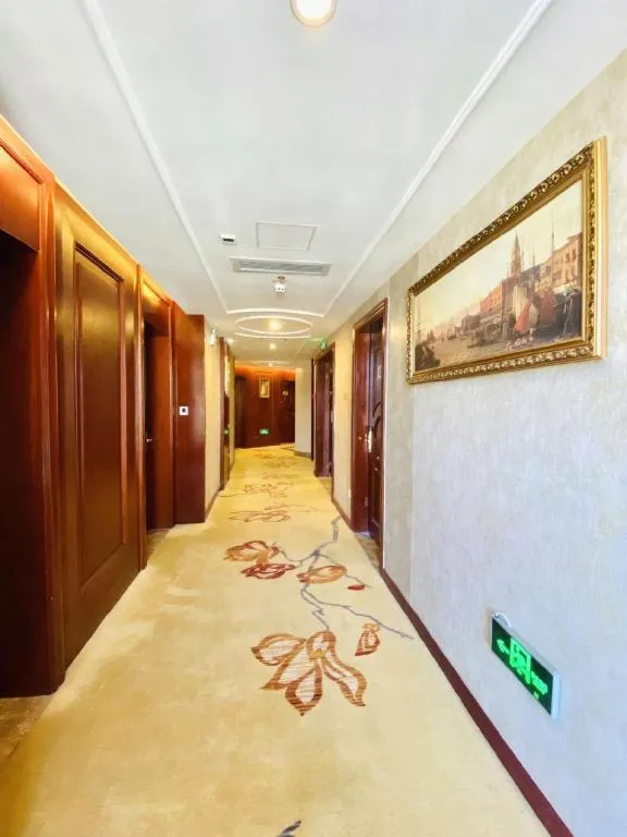 Vienna Hotel Guiyang Jiaxiulou Jichang Road