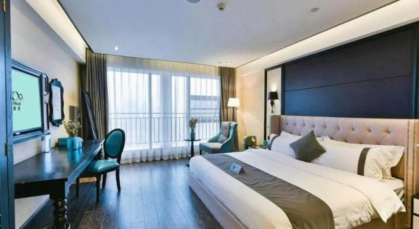 Bed in Xana Hotelle Chengdu East Railway Station Kaide Plaza