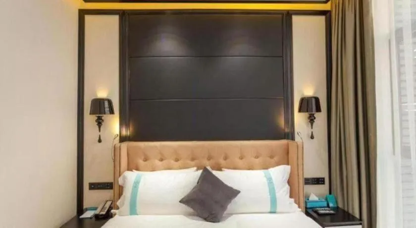 Bed in Xana Hotelle Chengdu East Railway Station Kaide Plaza