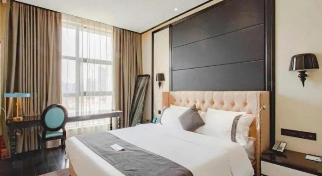 Bed in Xana Hotelle Chengdu East Railway Station Kaide Plaza