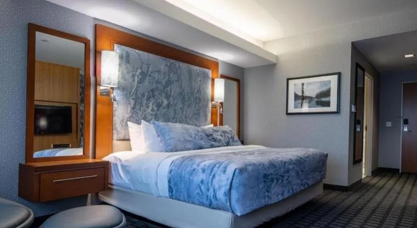 Bed in THE HOTEL AT KIRKWOOD CENTER