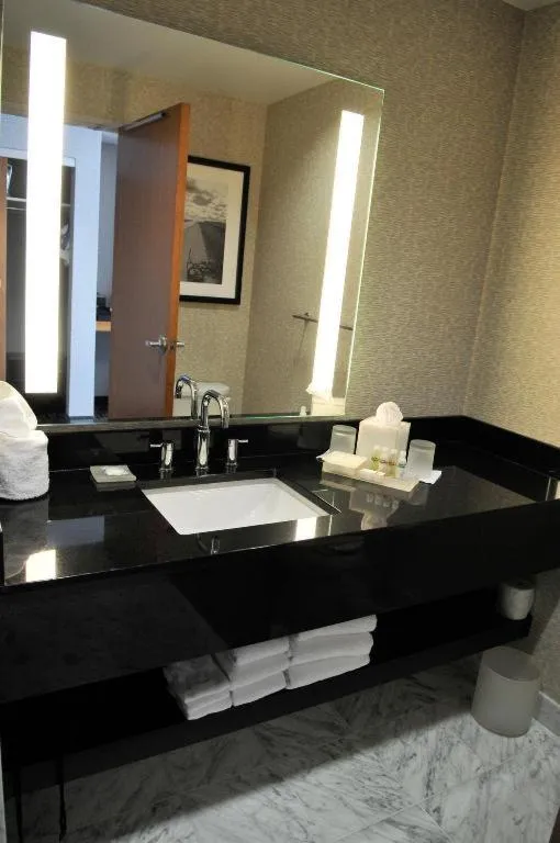 THE HOTEL AT KIRKWOOD CENTER