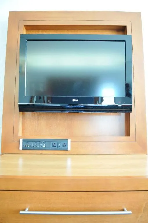 THE HOTEL AT KIRKWOOD CENTER