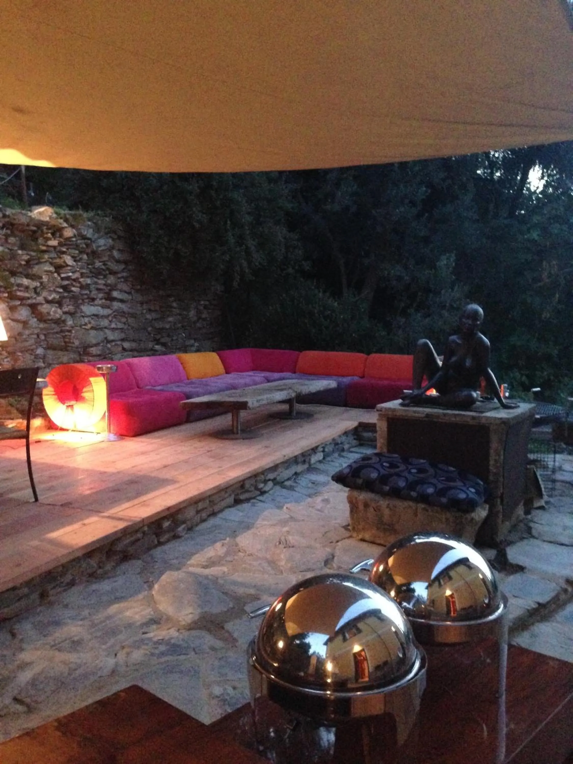 Facade/entrance in BBQ Lodge