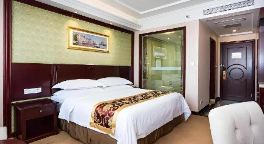 Bed in Vienna 3 Best Hongqiao Exhibition Center Beiqing Highway