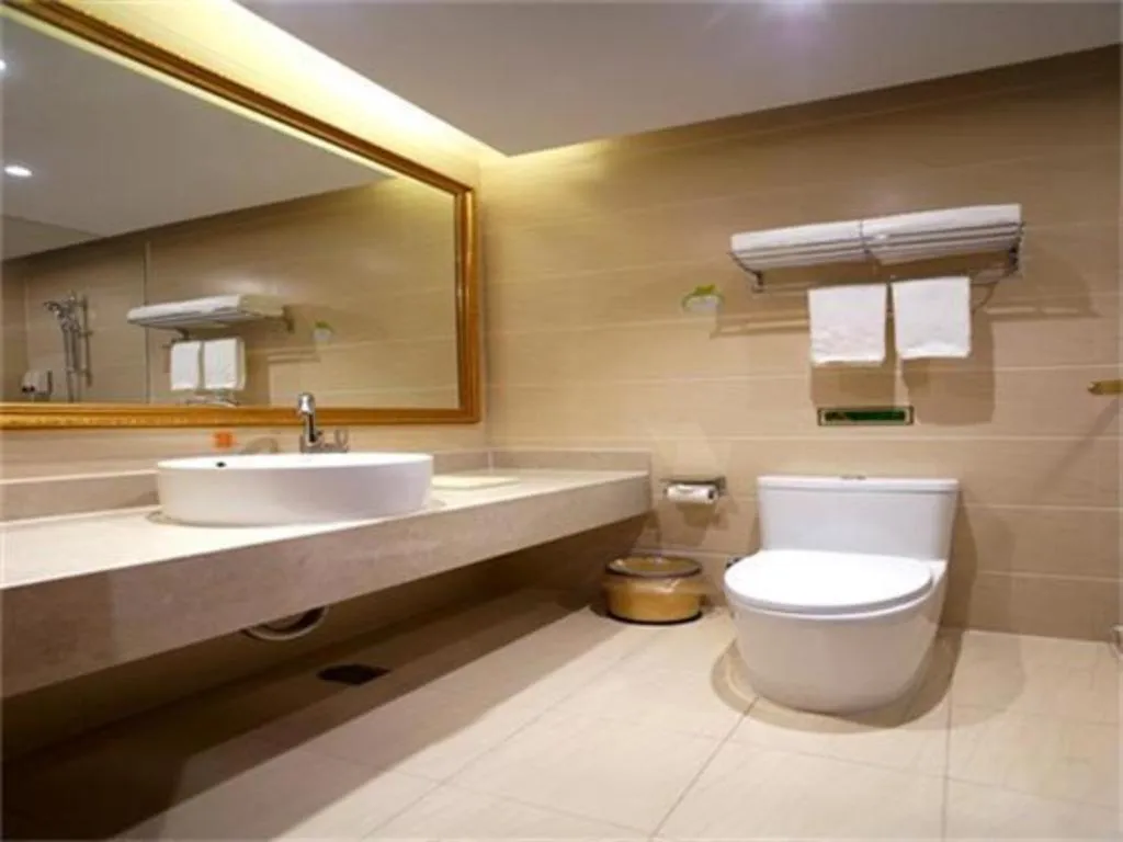 Vienna 3 Best Hongqiao Exhibition Center Beiqing Highway