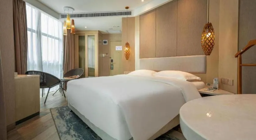 Bed in Excemon Beach Hotel Beihai