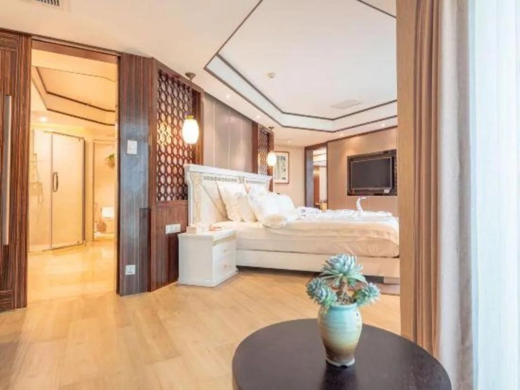 Bed in Excemon Beach Hotel Beihai