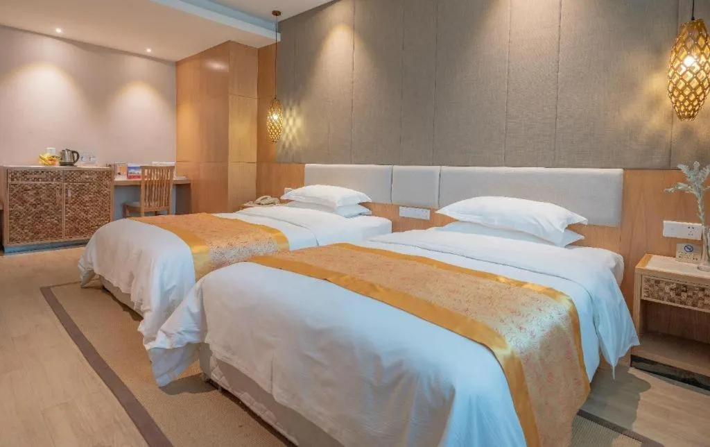 Bed in Excemon Beach Hotel Beihai