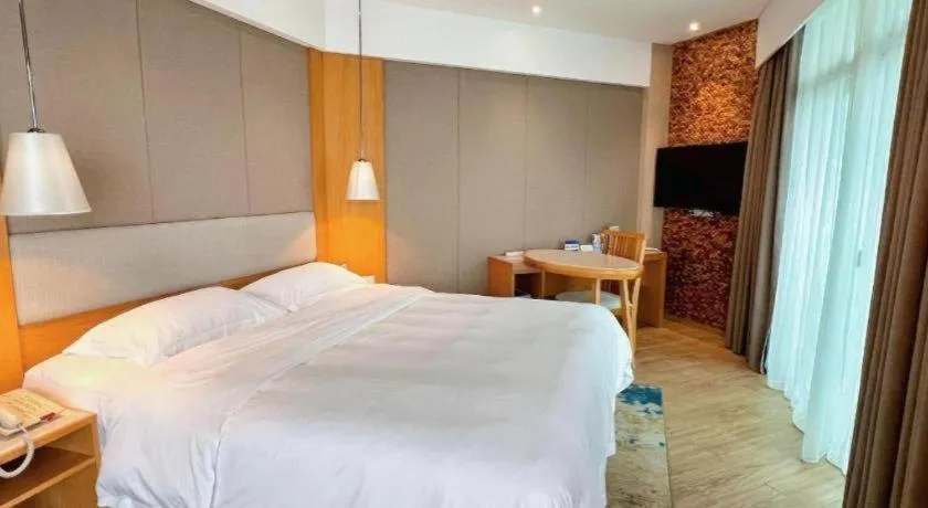 Bed in Excemon Beach Hotel Beihai