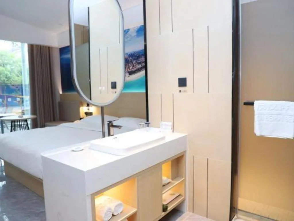 Bed in Excemon Beach Hotel Beihai