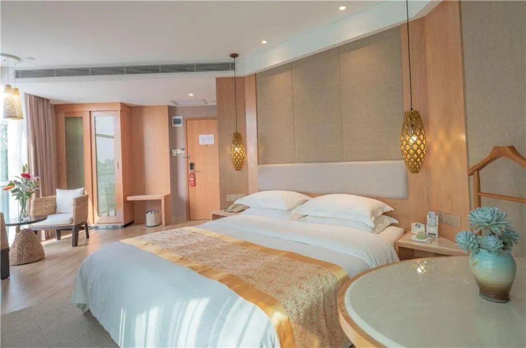 Bed in Excemon Beach Hotel Beihai