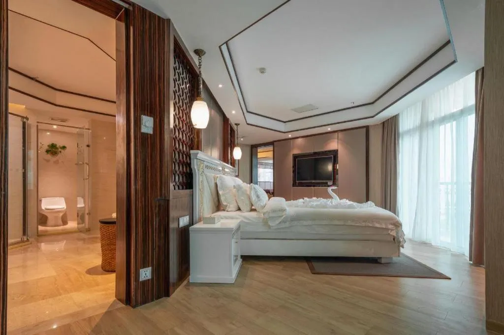 Bed in Excemon Beach Hotel Beihai