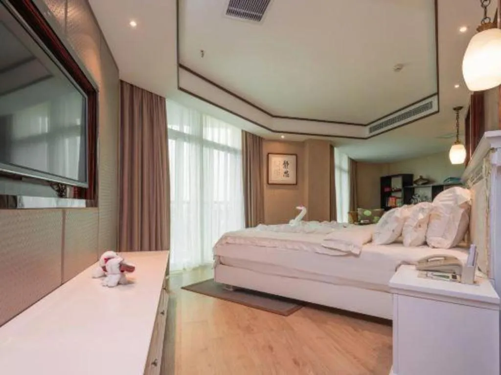 Bed in Excemon Beach Hotel Beihai