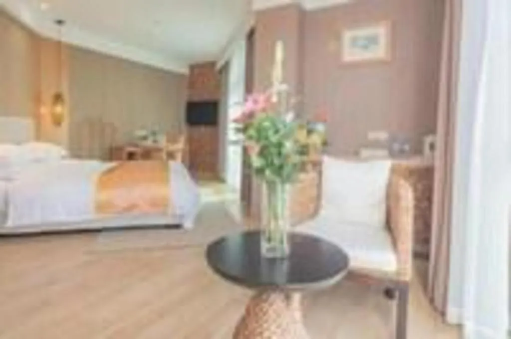 Bed in Excemon Beach Hotel Beihai