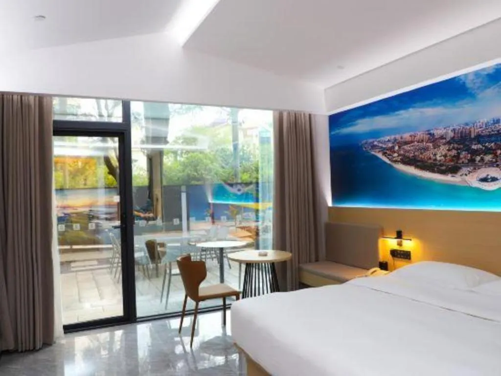 Bed in Excemon Beach Hotel Beihai