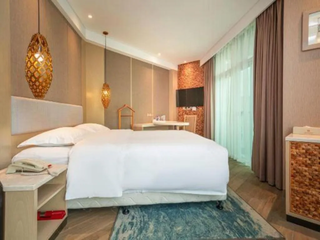 Bed in Excemon Beach Hotel Beihai