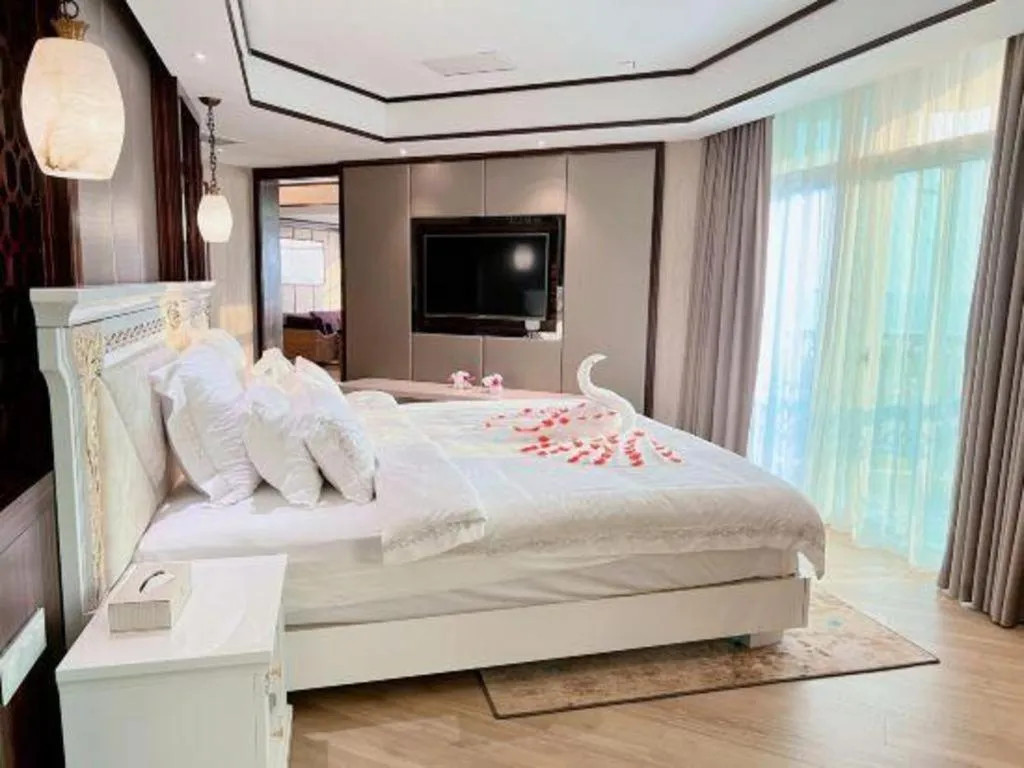 Bed in Excemon Beach Hotel Beihai