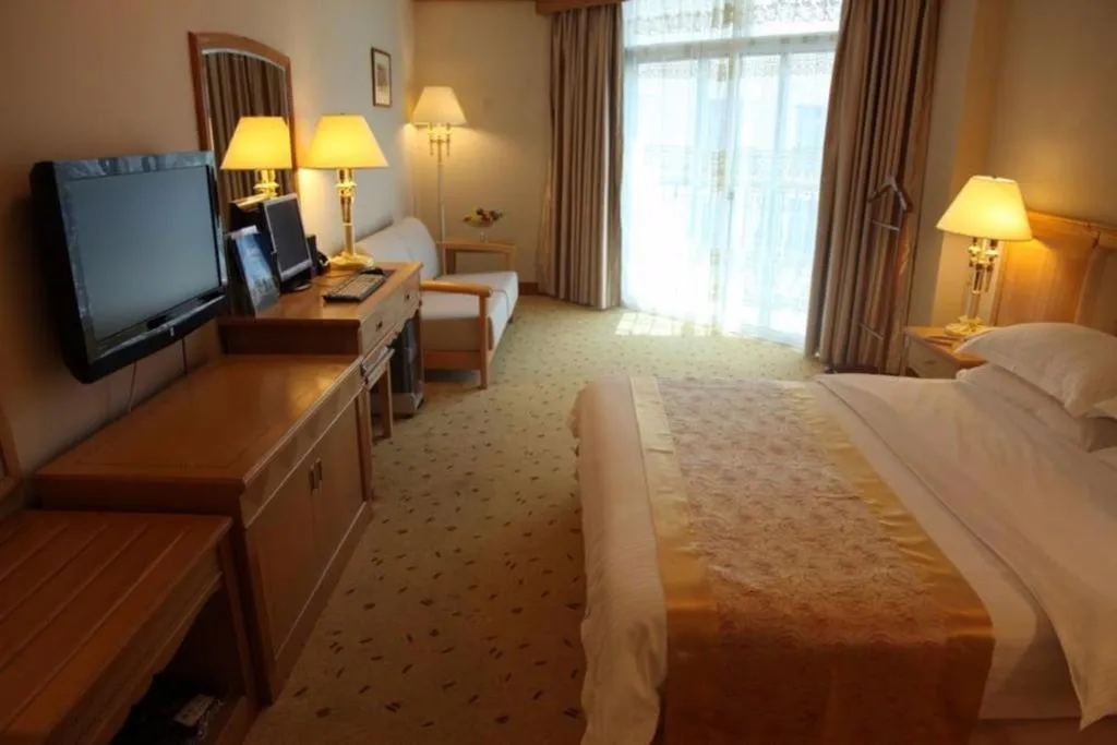 Bed in Excemon Beach Hotel Beihai