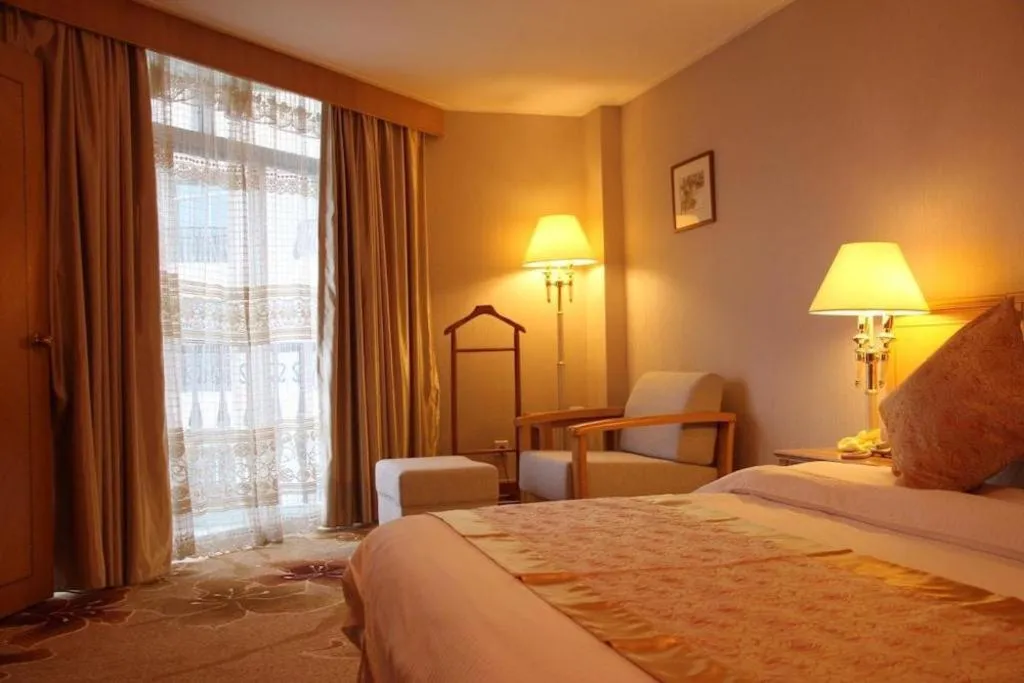 Bed in Excemon Beach Hotel Beihai