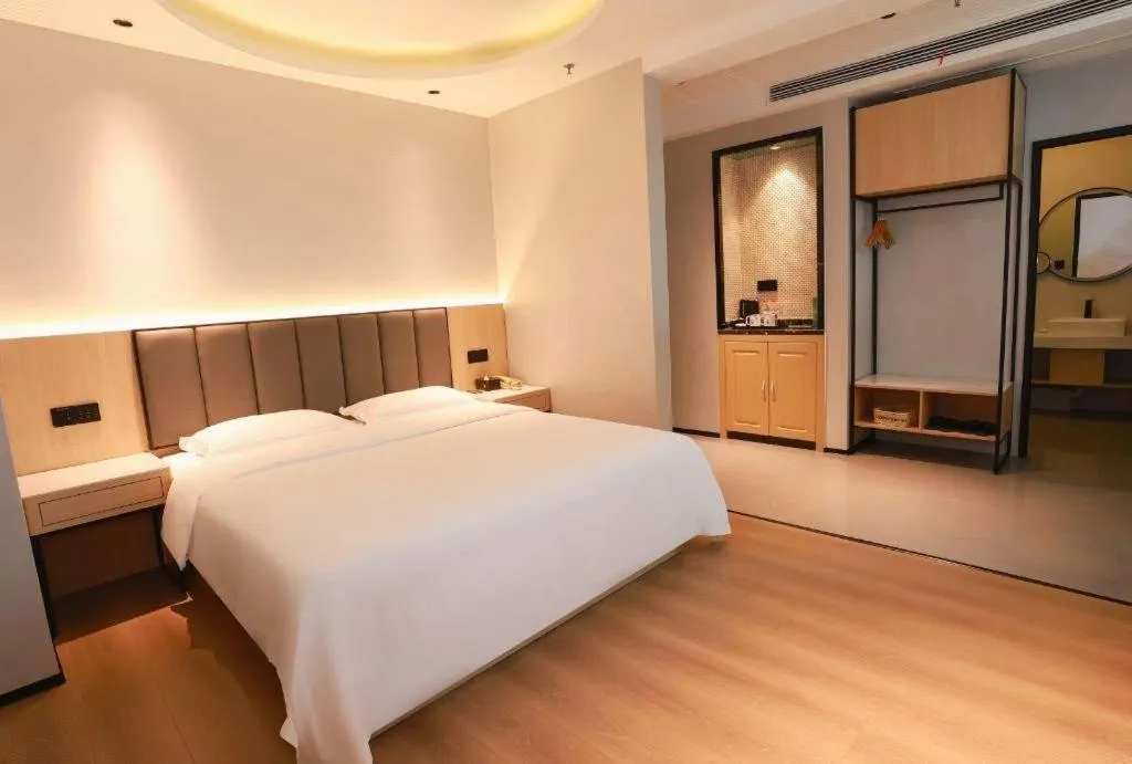 Bed in GreenTree Inn Maanshan Hanshan District Jiuwu Square Hotel