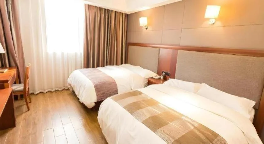 Bed in GreenTree Alliance Disneyland North Gate