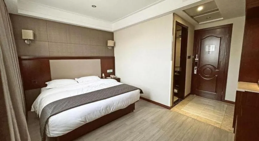 Bed in GreenTree Alliance Disneyland North Gate