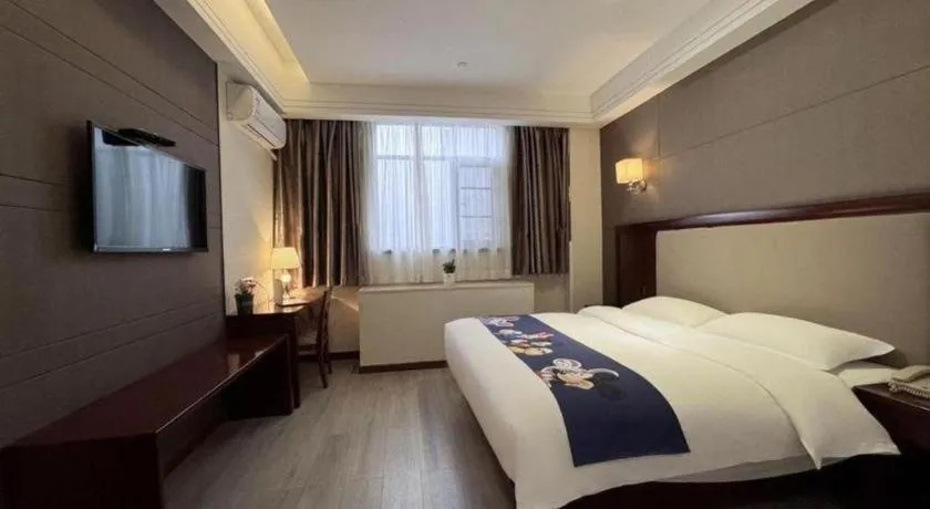 Bed in GreenTree Alliance Disneyland North Gate