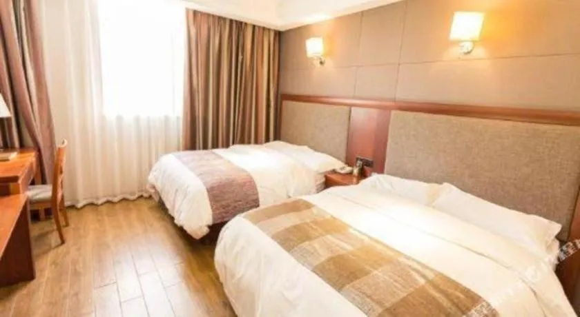 Bed in GreenTree Alliance Disneyland North Gate