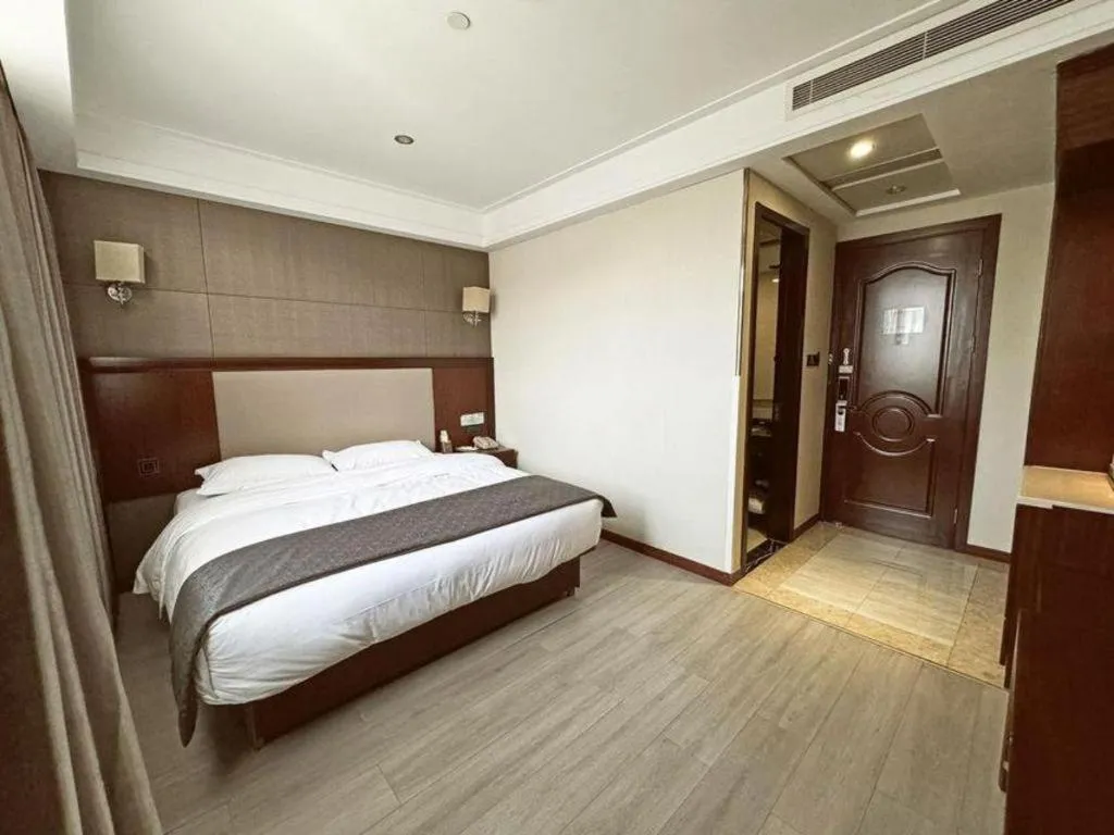 Bed in GreenTree Alliance Disneyland North Gate