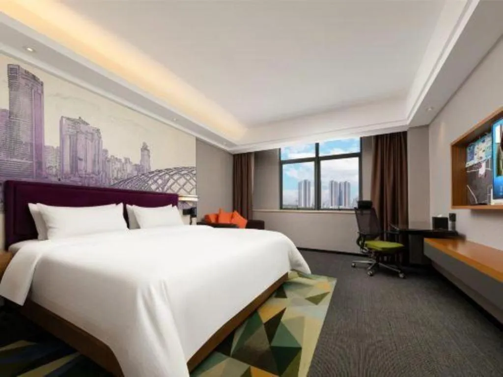 Bed in Hampton by Hilton Guangming Shenzhen