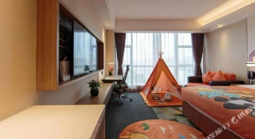 Bed in Hampton by Hilton Guangming Shenzhen