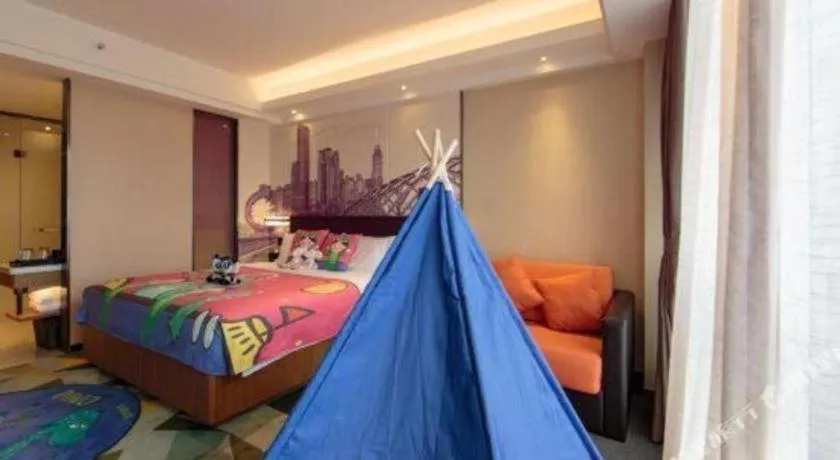 Bed in Hampton by Hilton Guangming Shenzhen