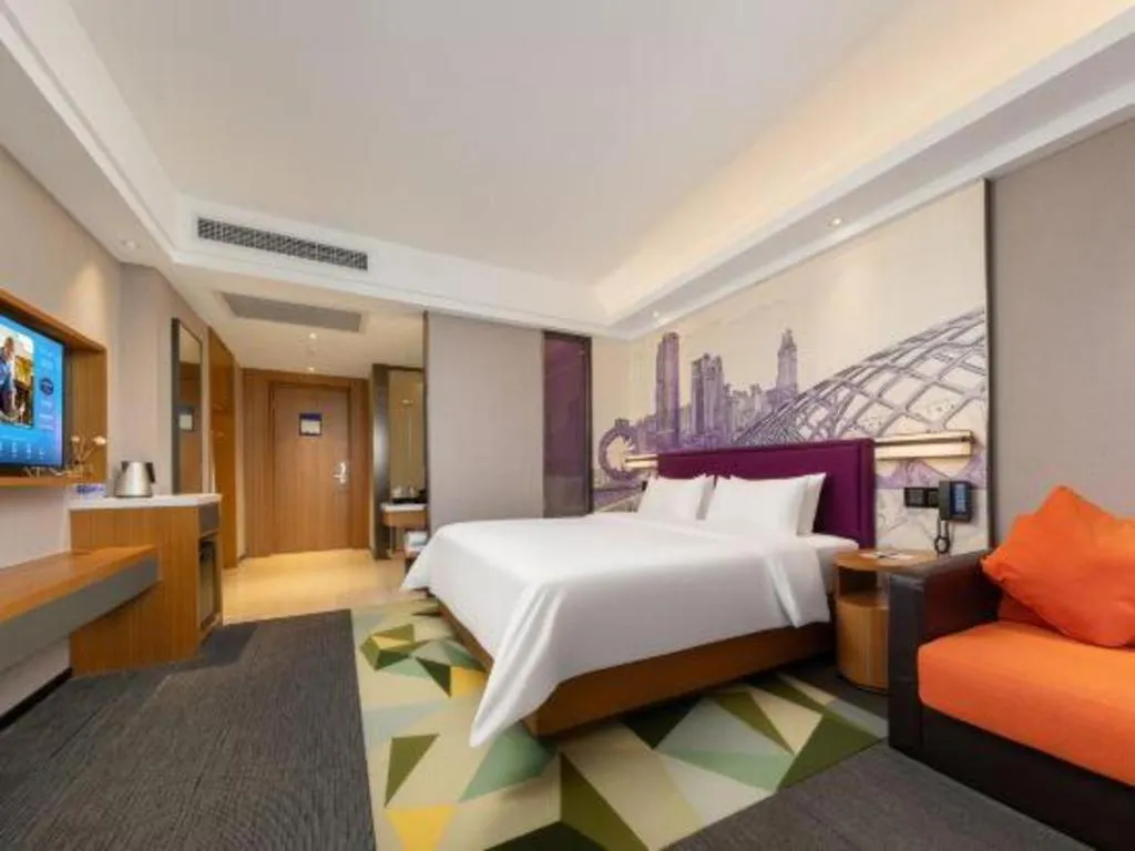 Bed in Hampton by Hilton Guangming Shenzhen