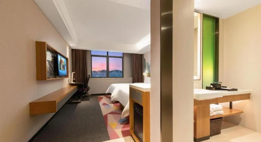 Bed in Hampton by Hilton Guangming Shenzhen