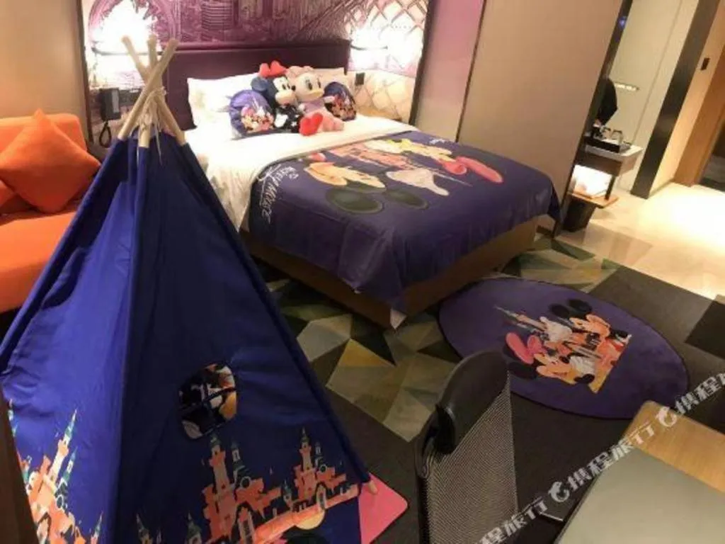 Bed in Hampton by Hilton Guangming Shenzhen