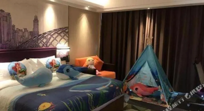 Bed in Hampton by Hilton Guangming Shenzhen