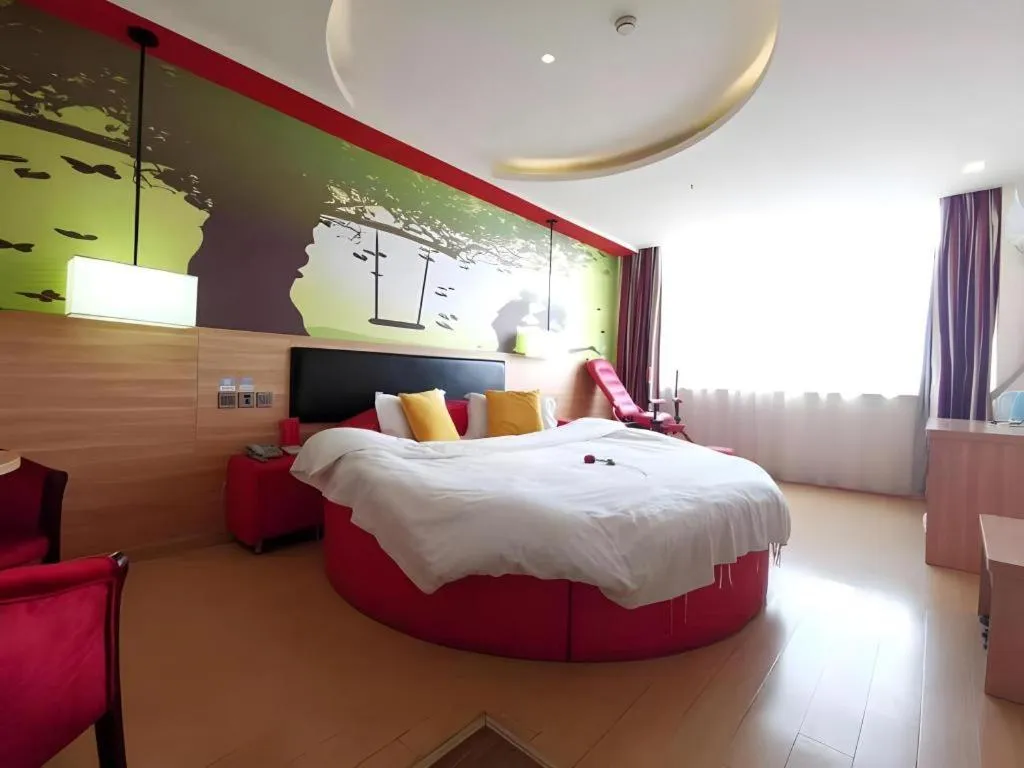 Bed in Thank Inn Hotel Jiangsu Suzhou Luzhi Ancient Town Scenic Area