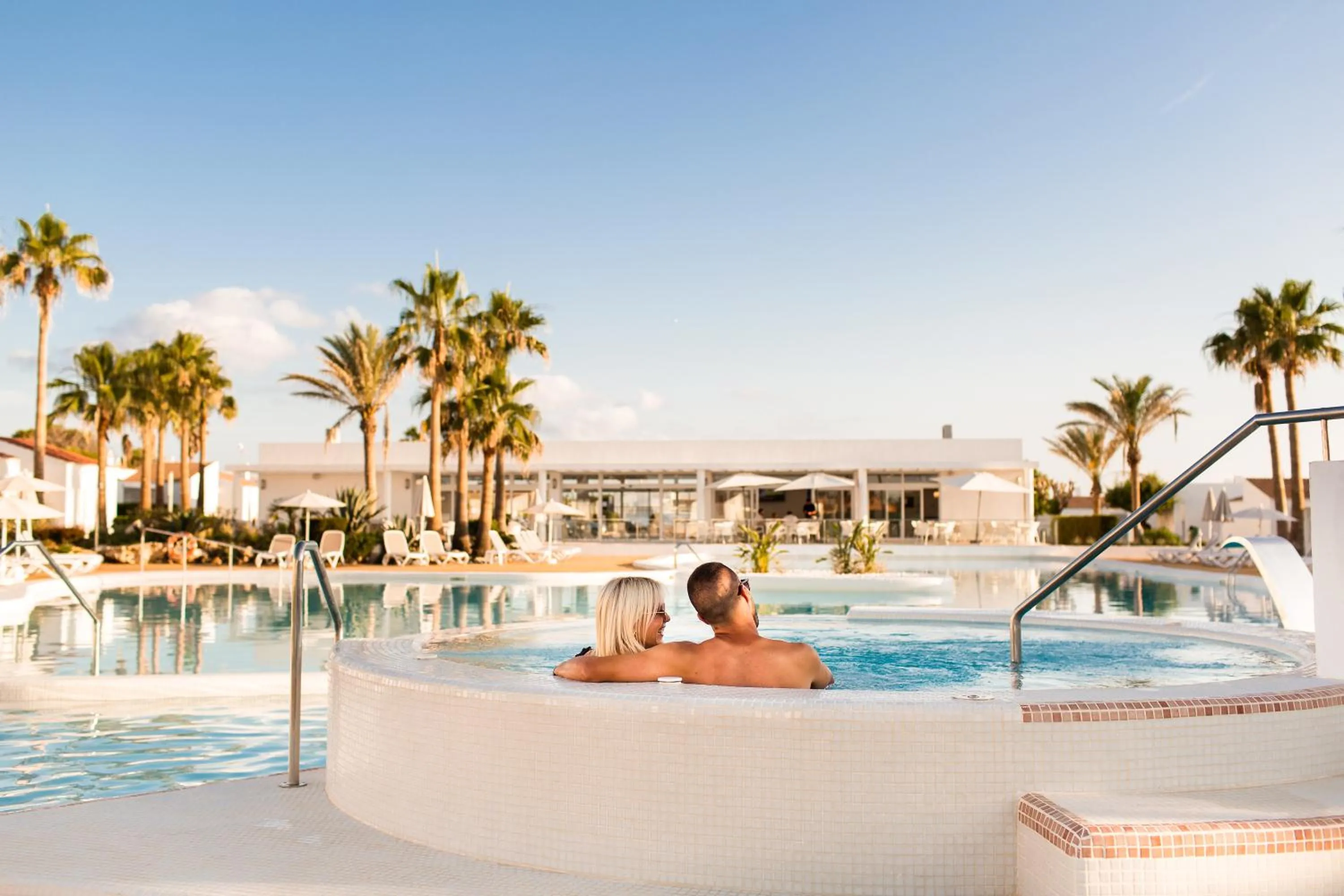 Swimming Pool in Apartamentos Menorcamar