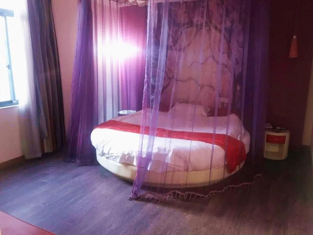 Bed in Thank Inn Plus Hotel Wuxi Xishan District Leather City